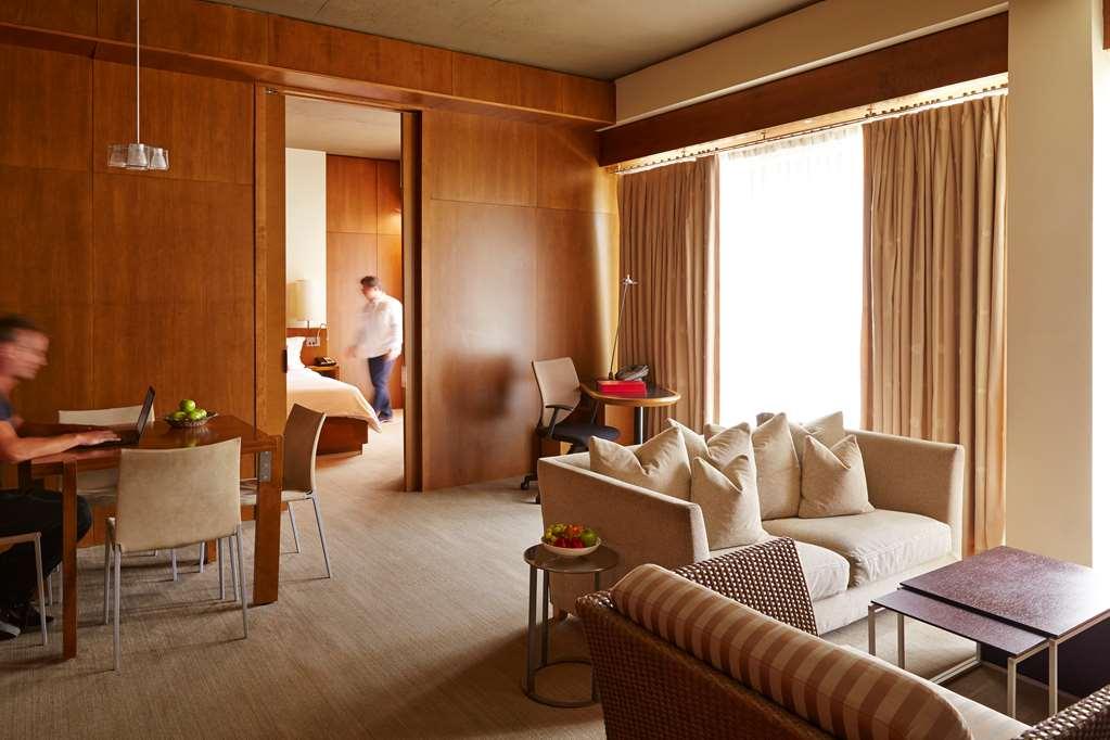 Le Germain Hotel Торонто Номер фото
