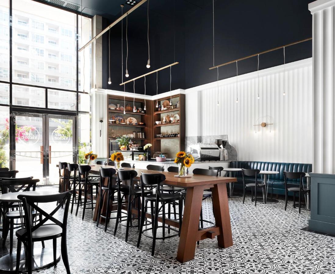 Le Germain Hotel Торонто Экстерьер фото